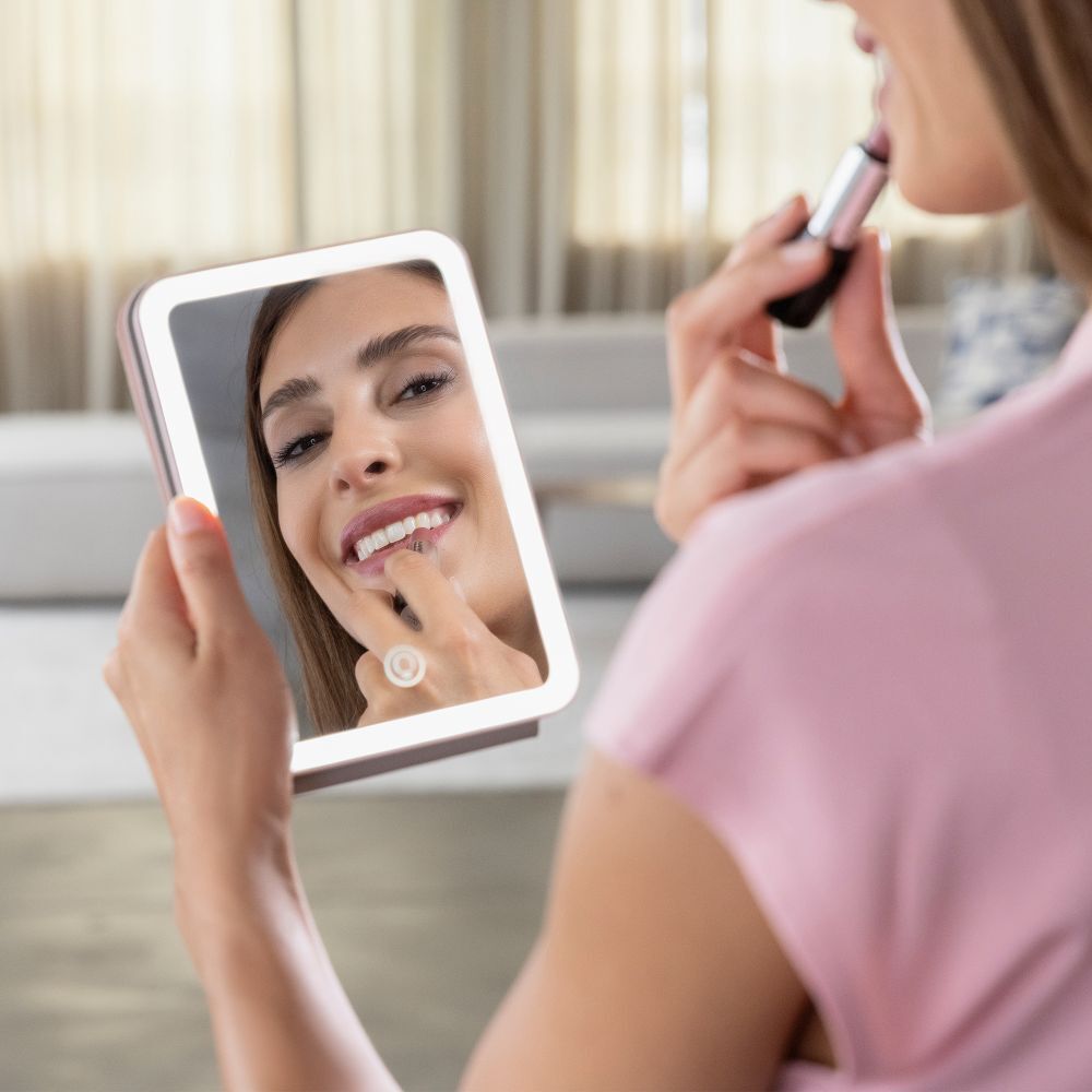 Medisana CM 400 | LED Tablet Mirror