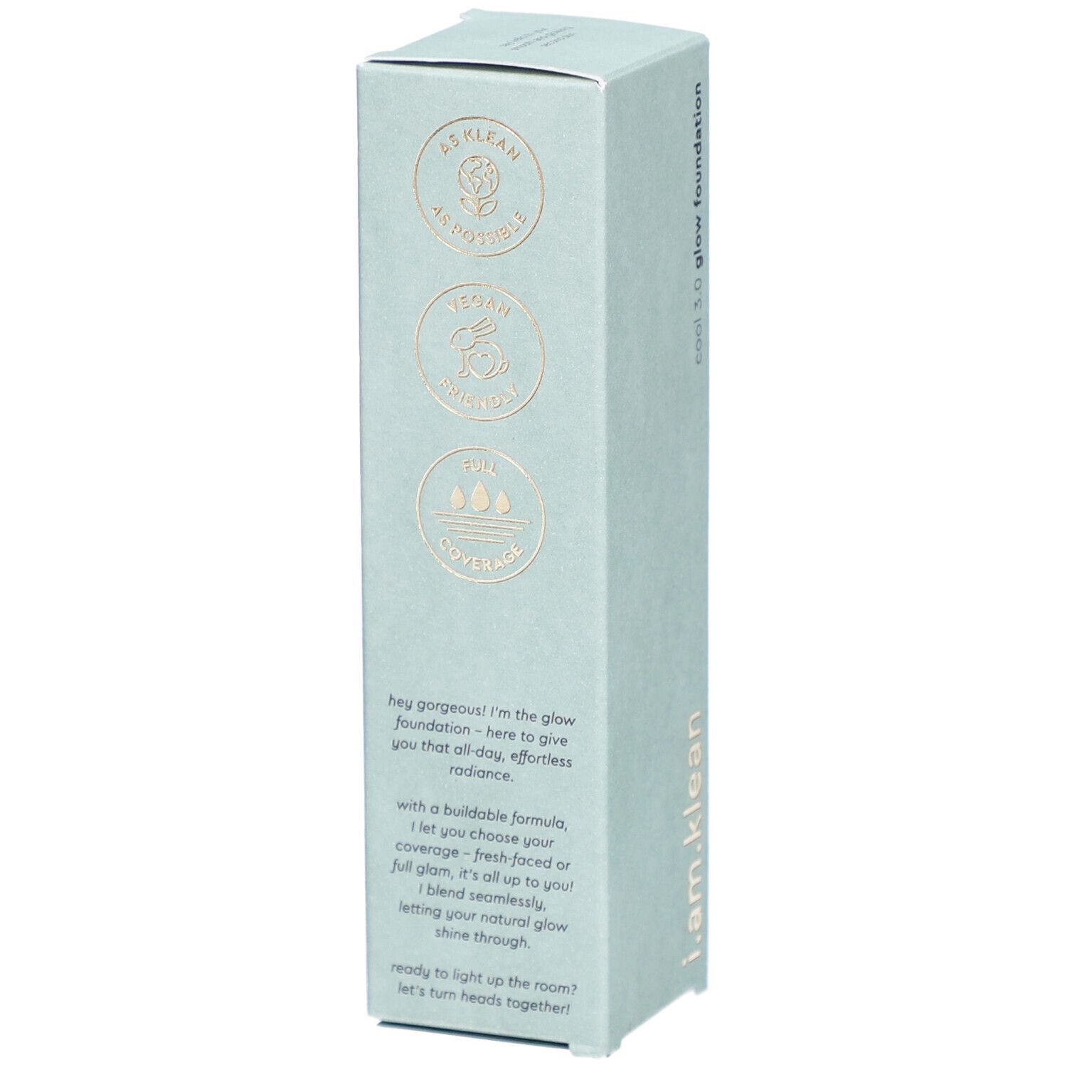 i.am.klean Liquid Glow Foundation Cool 3.0. Lichtgroene verpakking met tekst en logo's. Merk zichtbaar.