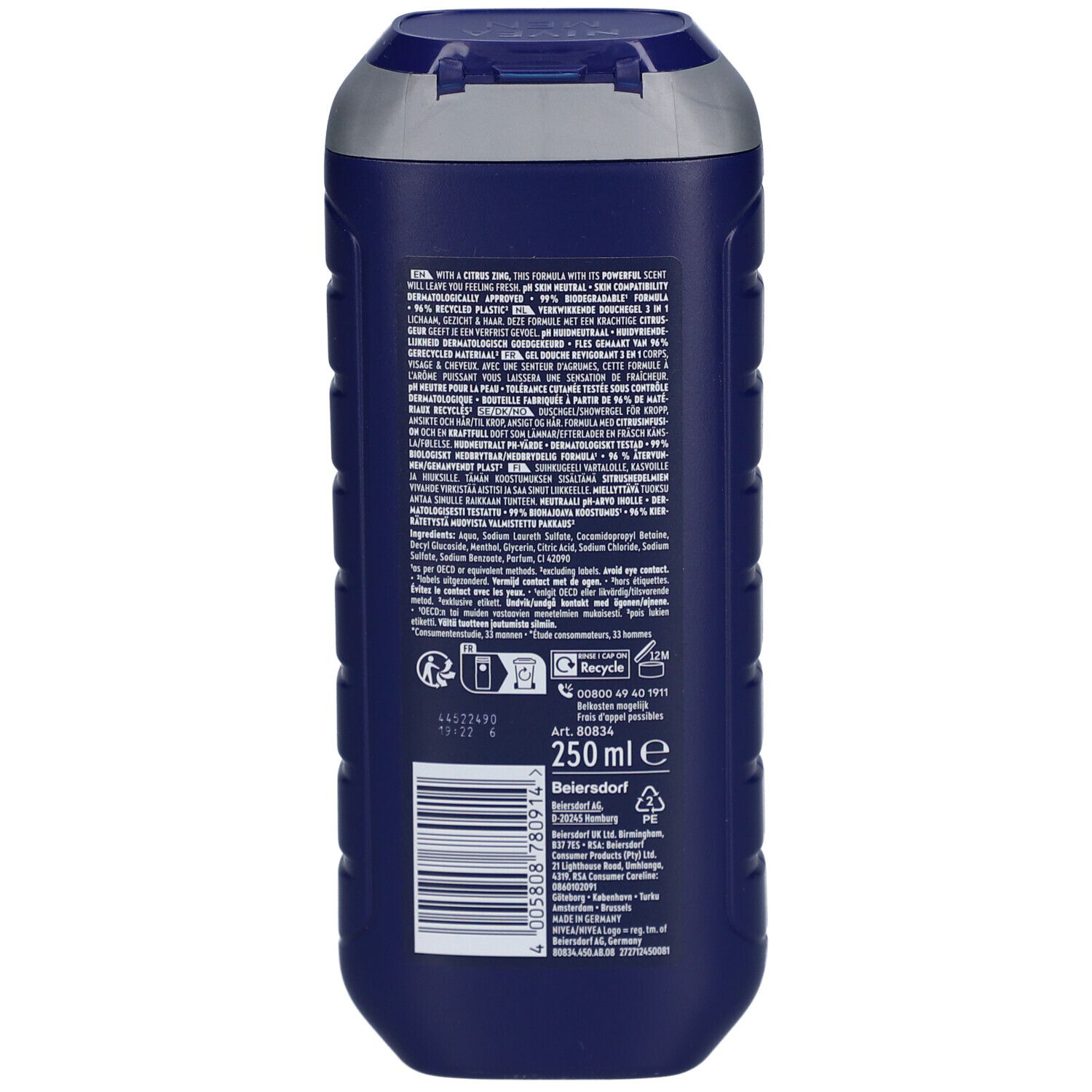 Achterkant van de Nivea Men Power Refresh douchegelfles. Tekst in meerdere talen. Recyclesymbool. 250 ml.