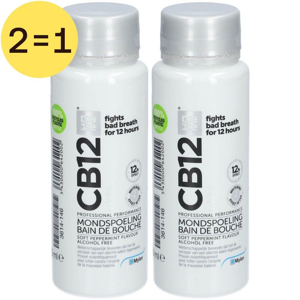 Twee flessen CB12 mondspoeling. Witte flessen met zilveren doppen. Tekst: 'CB12', 'Soft Peppermint Flavour', 'Alcohol Free'. Geel label: '2=1'.