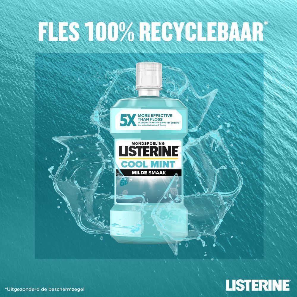 Listerine Cool Mint fles omringd door water. Tekst: Fles 100% recyclebaar.
