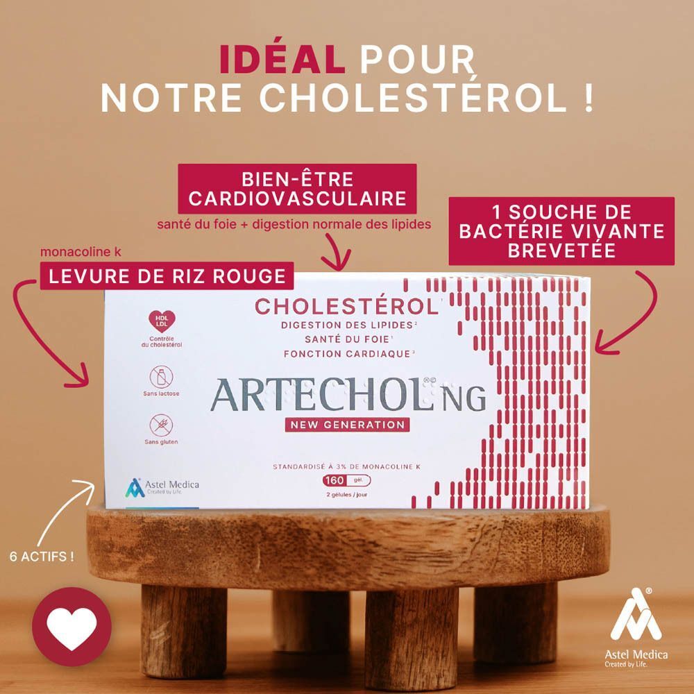 Artechol® NG sur socle en bois. Inscription : Cholestérol, 6 actifs, Levure de riz rouge, 1 souche de bactérie vivante brevetée.