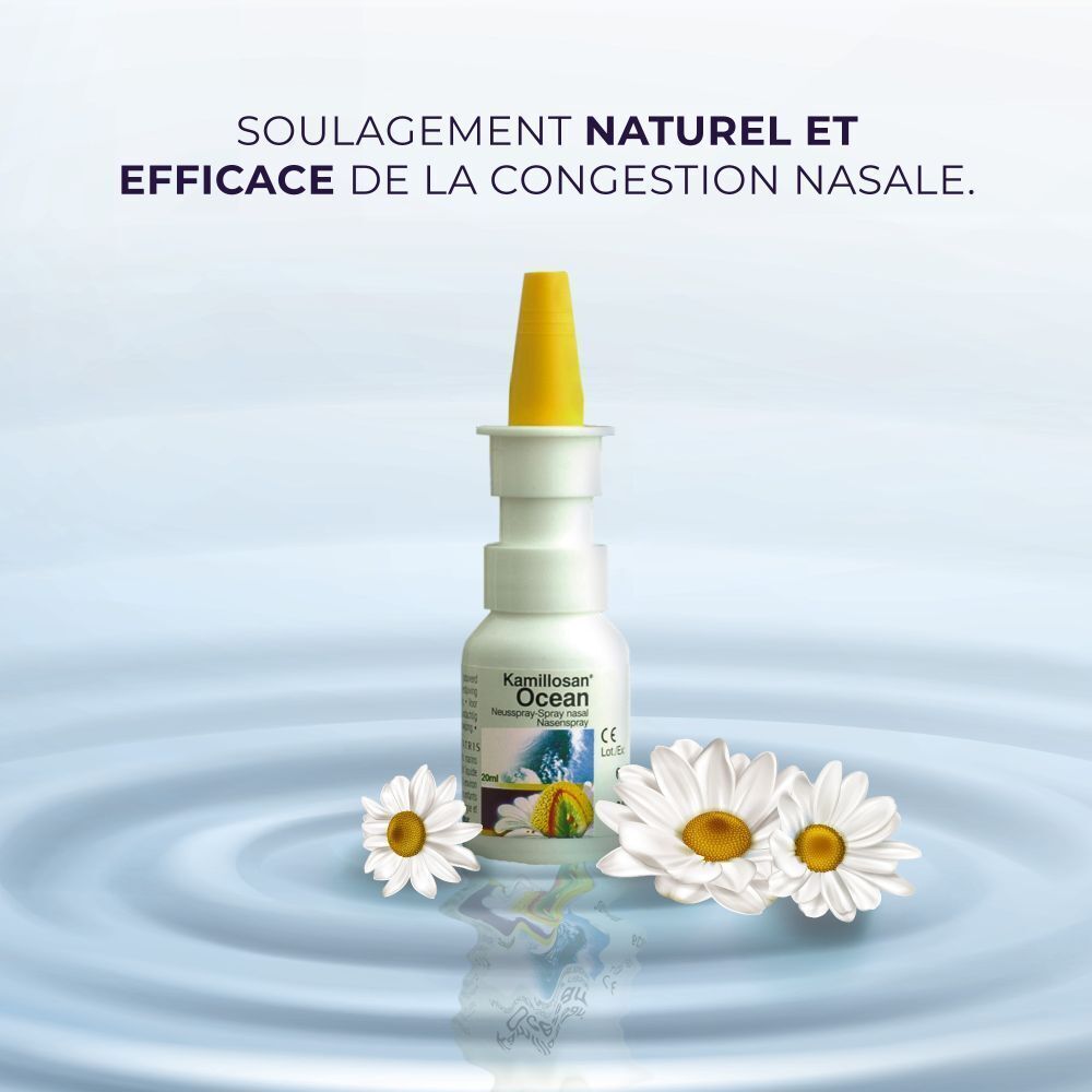 Spray nasal Kamillosan Ocean avec embout jaune. Fond: eau et marguerites.