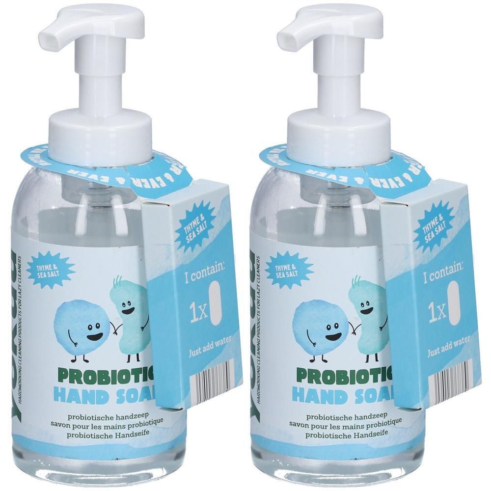 Deux distributeurs de savon transparents avec pompe blanche et étiquette. L'étiquette indique "Probiotic Hand Soap".