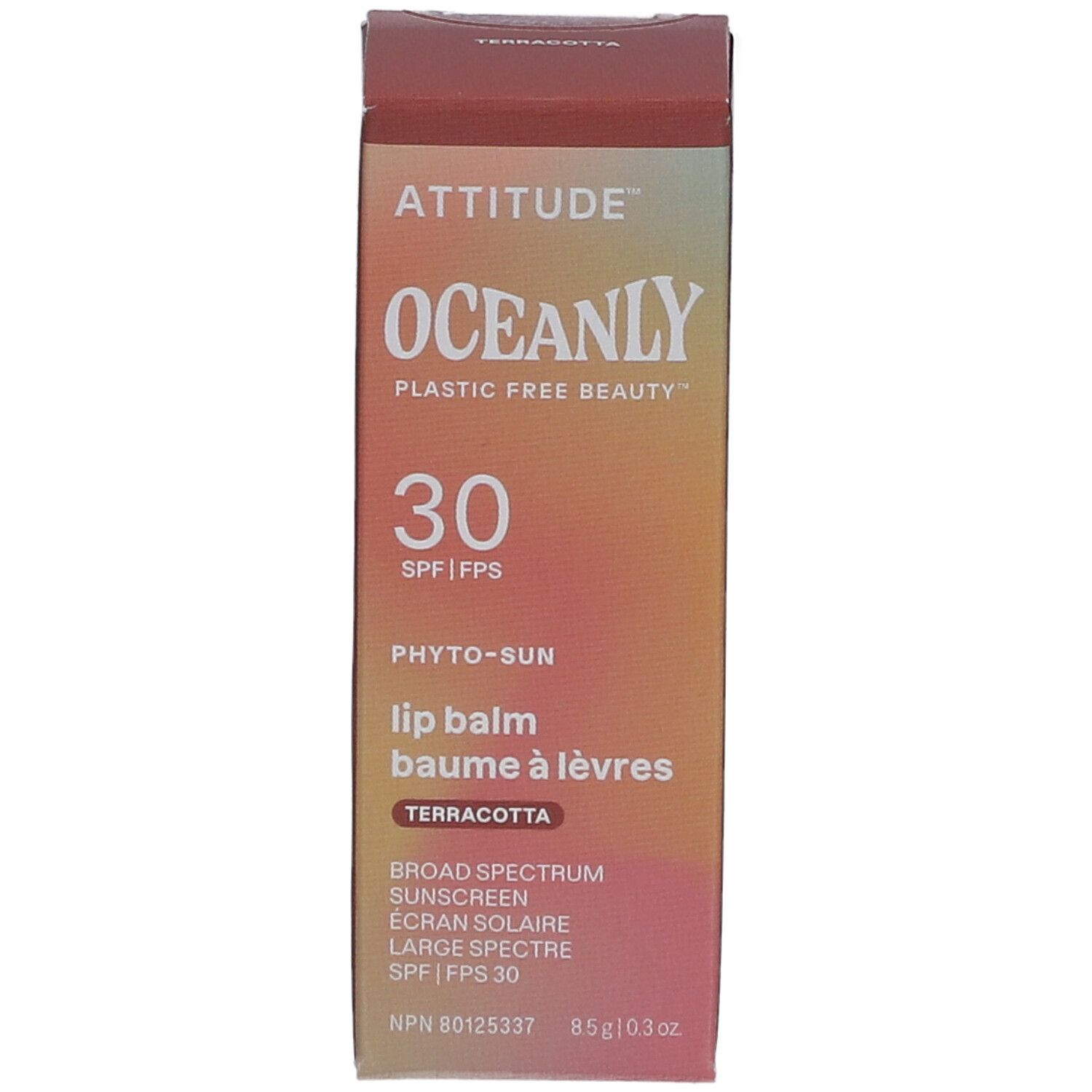 Verpakking van Attitude Oceanly Phyto Sun lippenbalsem. Roze-oranje kleurovergang. Tekst: 30 SPF, Terracotta.