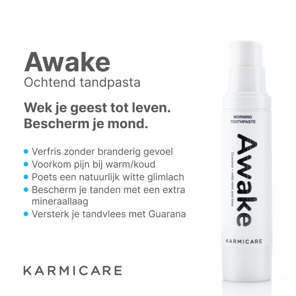 Tandpastatube en productinformatie. Tekst: Awake, Ochtend tandpasta. Merk: Karmicare.
