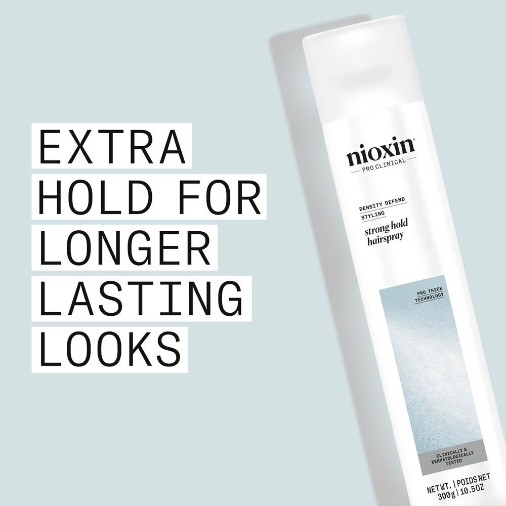 Nioxin Strong Hold Hairspray spuitbus voor extra sterke fixatie.