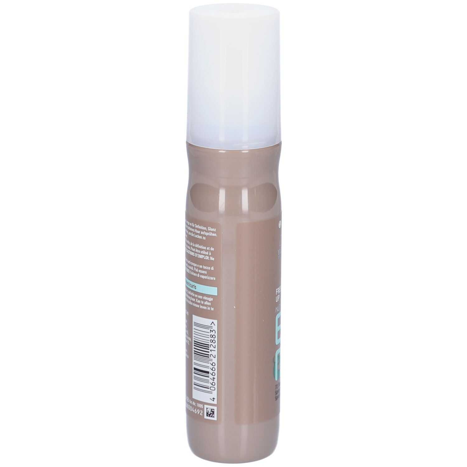 Achterkant van de haarsprayfles. Lichtbruine fles met witte dop. Tekst en barcode.