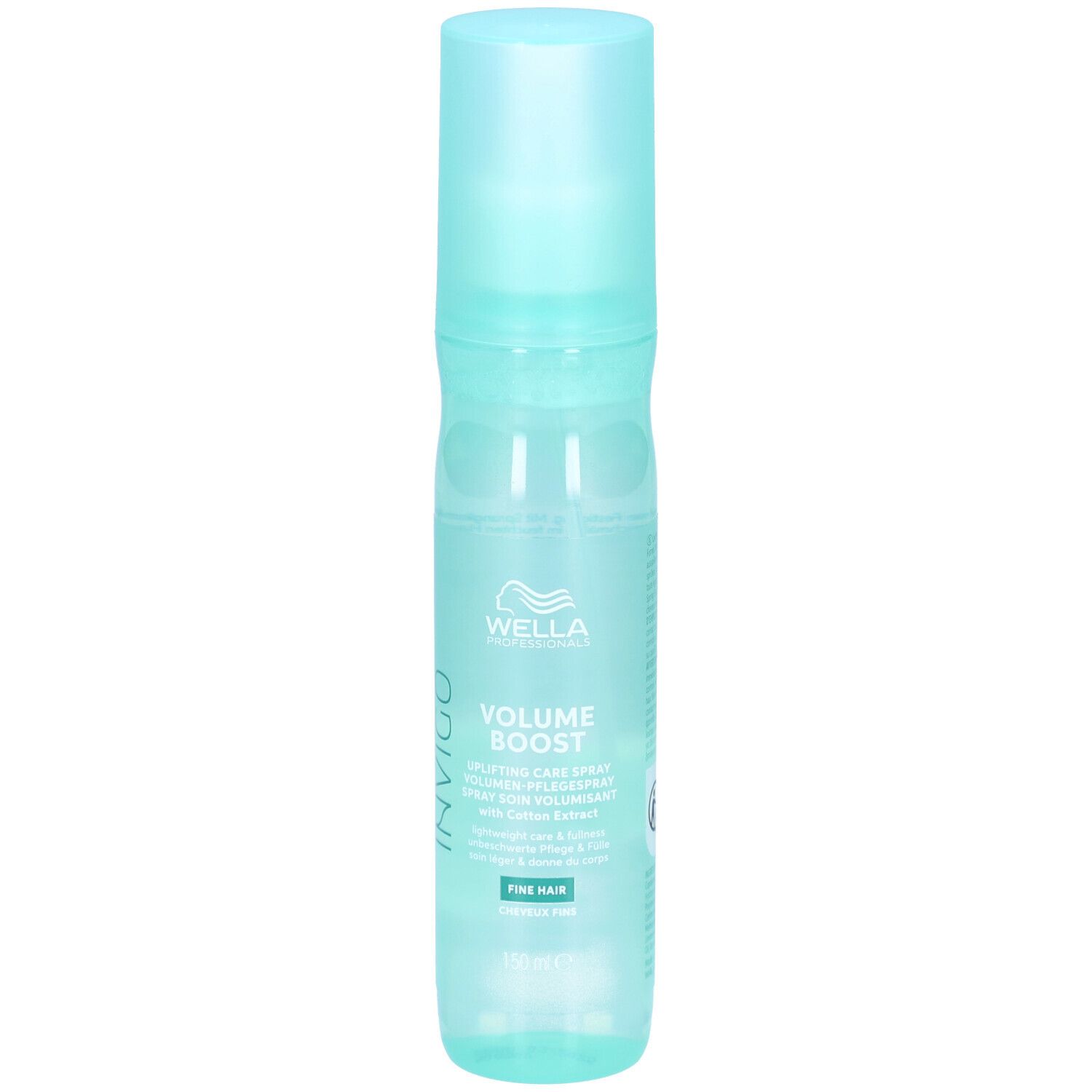 Flacon spray vert clair avec bouchon bleu. Inscription : Invigo, Volume Boost, Wella. Pour cheveux fins.