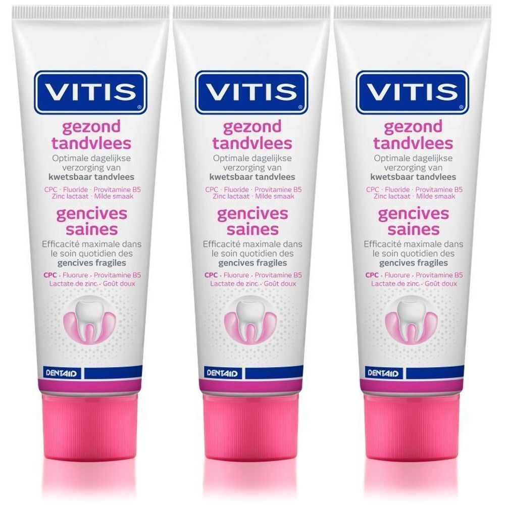 Drie tubes tandpasta. Elke tube heeft de tekst "VITIS" en "gezond tandvlees". Roze en witte verpakking.