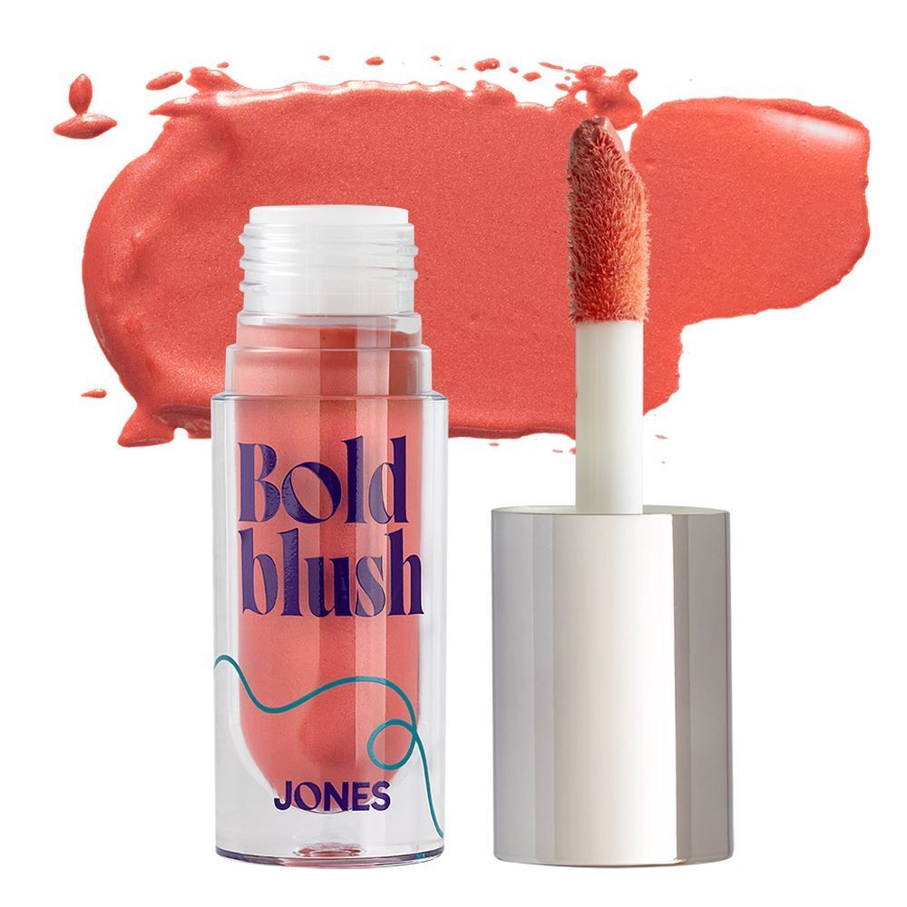 Vloeibare blush met applicator. Opschrift: Bold blush, JONES. Blush-kleur aangebracht.
