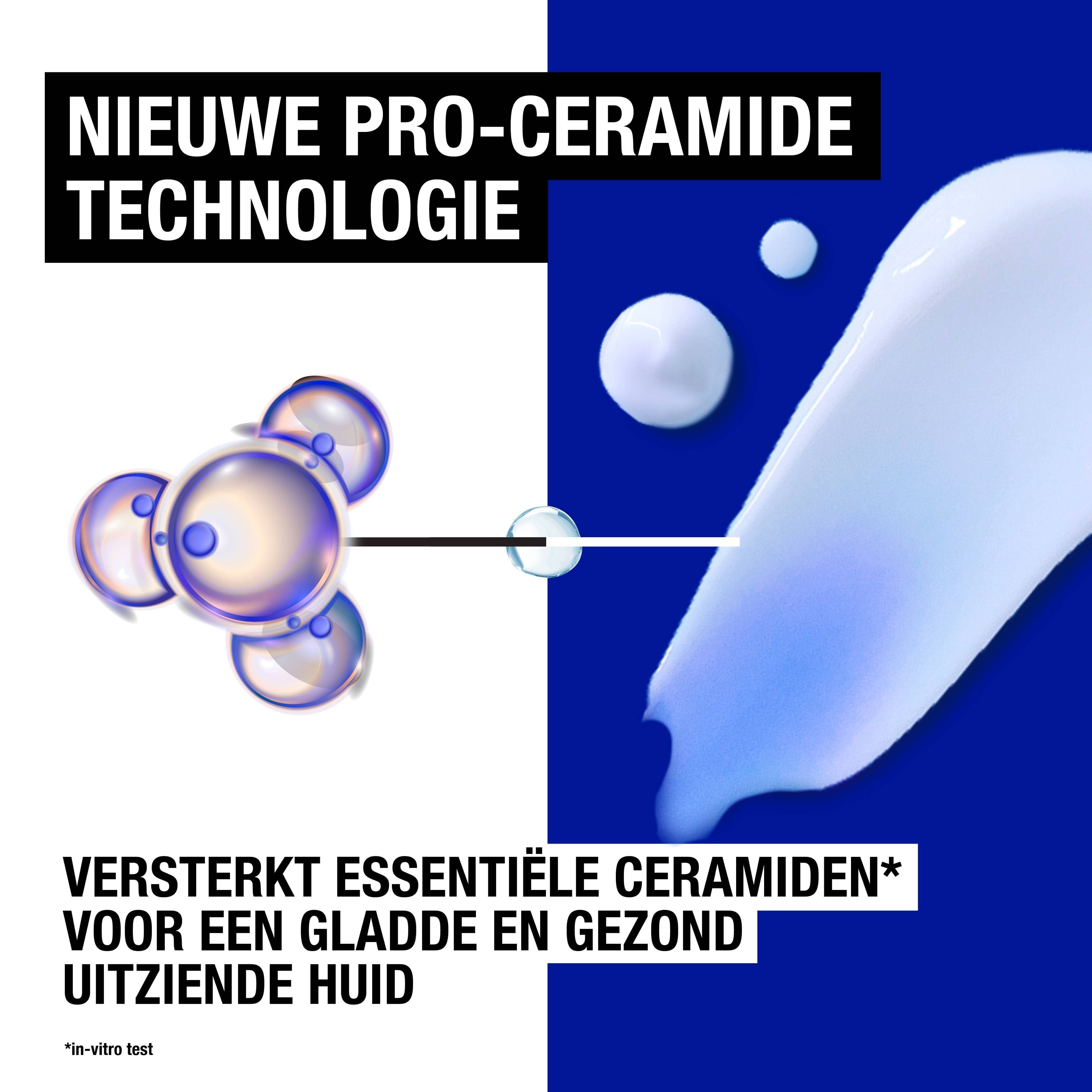 Neutrogena Hydro Boost Aqua crème in een glazen pot met blauw deksel.