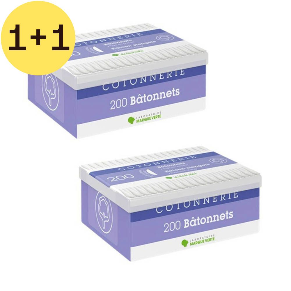 Twee dozen wattenstaafjes. Opschrift: Cotonnerie, 200 Bâtonnets. Marque Verte-logo. Gele cirkel met 2=1.