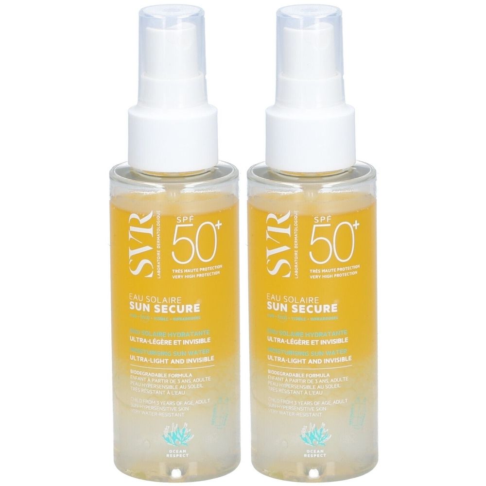 Twee flessen SVR SUN SECURE Eau Solaire SPF50+ met witte spraykop. Gele vloeistof, productopdrukken.