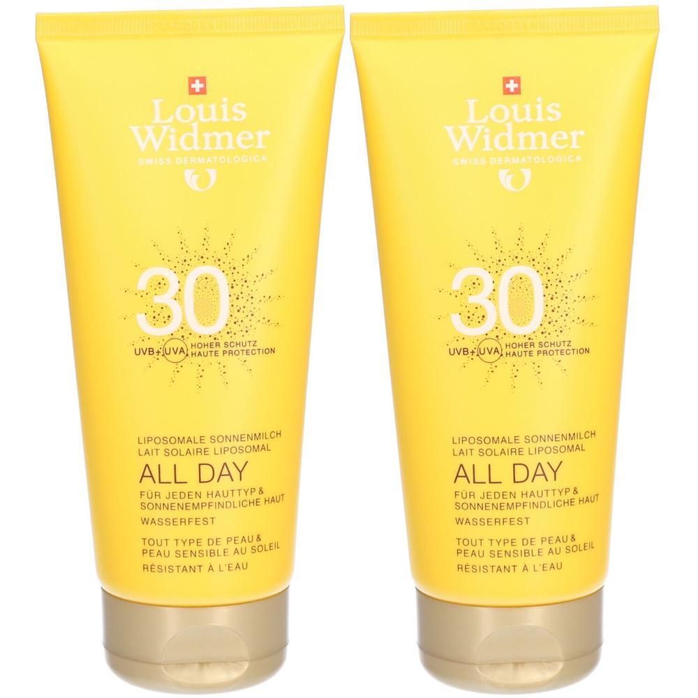 Deux tubes jaunes de Louis Widmer All Day IP30. Inscription: 30, All Day, pour peaux sensibles au soleil. Avec autocollant 1+1.
