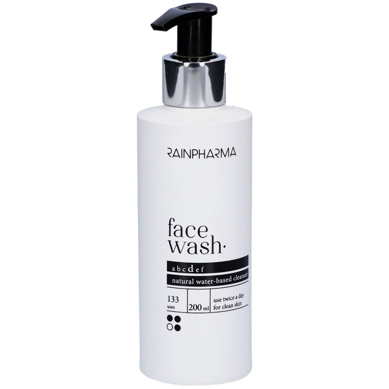 Witte fles met zwarte pomp. Opschrift: Rainpharma, face wash, abcdef, 200 ml.