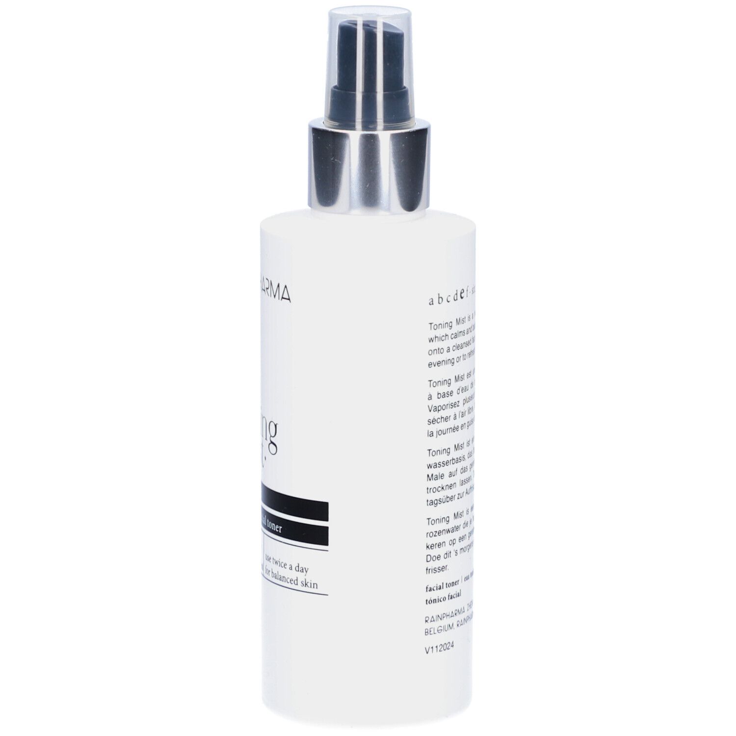Witte fles met verstuiver. Opschrift: Rainpharma, Toning Mist, natural facial toner. Zwart etiket met tekst.
