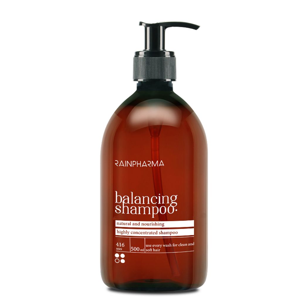 Flacon brun avec pompe noire. Inscription: balancing shampoo, RainPharma. 500ml. Shampooing hautement concentré.