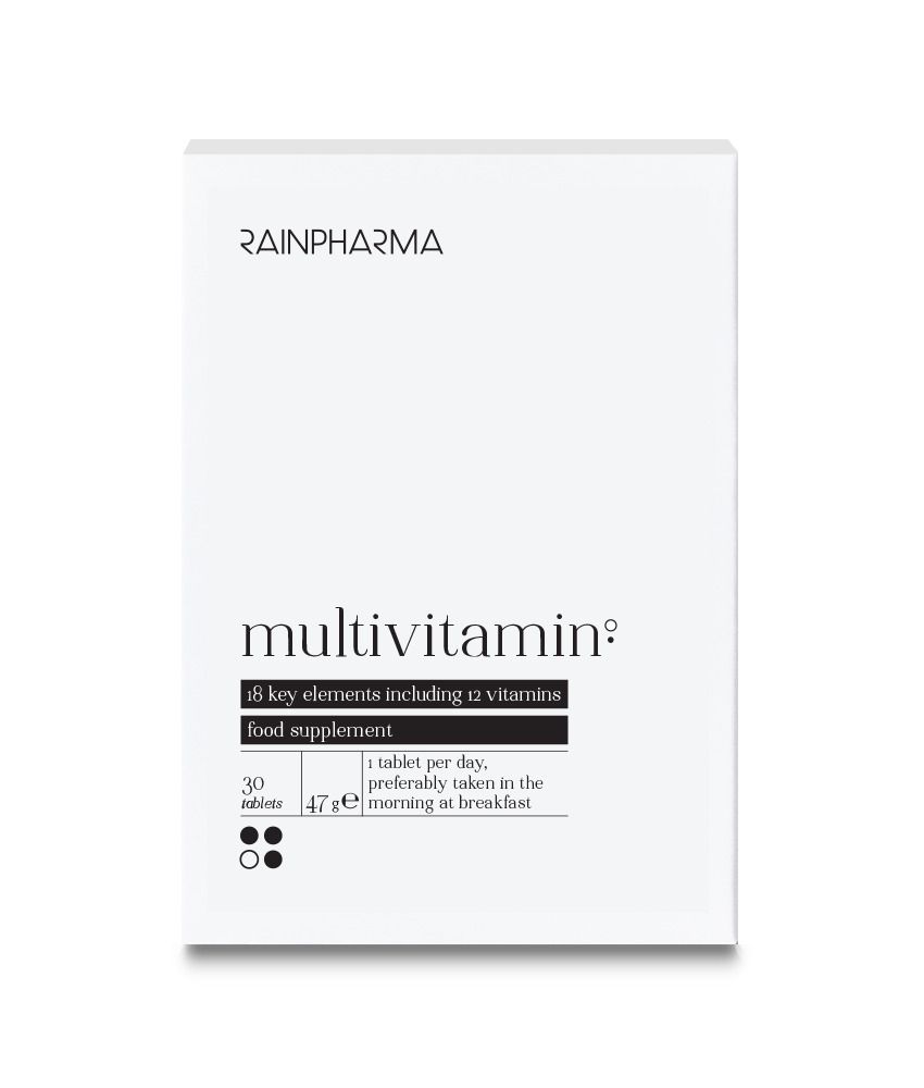 Witte RainPharma doos met 'a.a.p:'. Bevat 28 zakjes. Anti-aging poeder. Aanbevolen inname: voor of na een maaltijd.