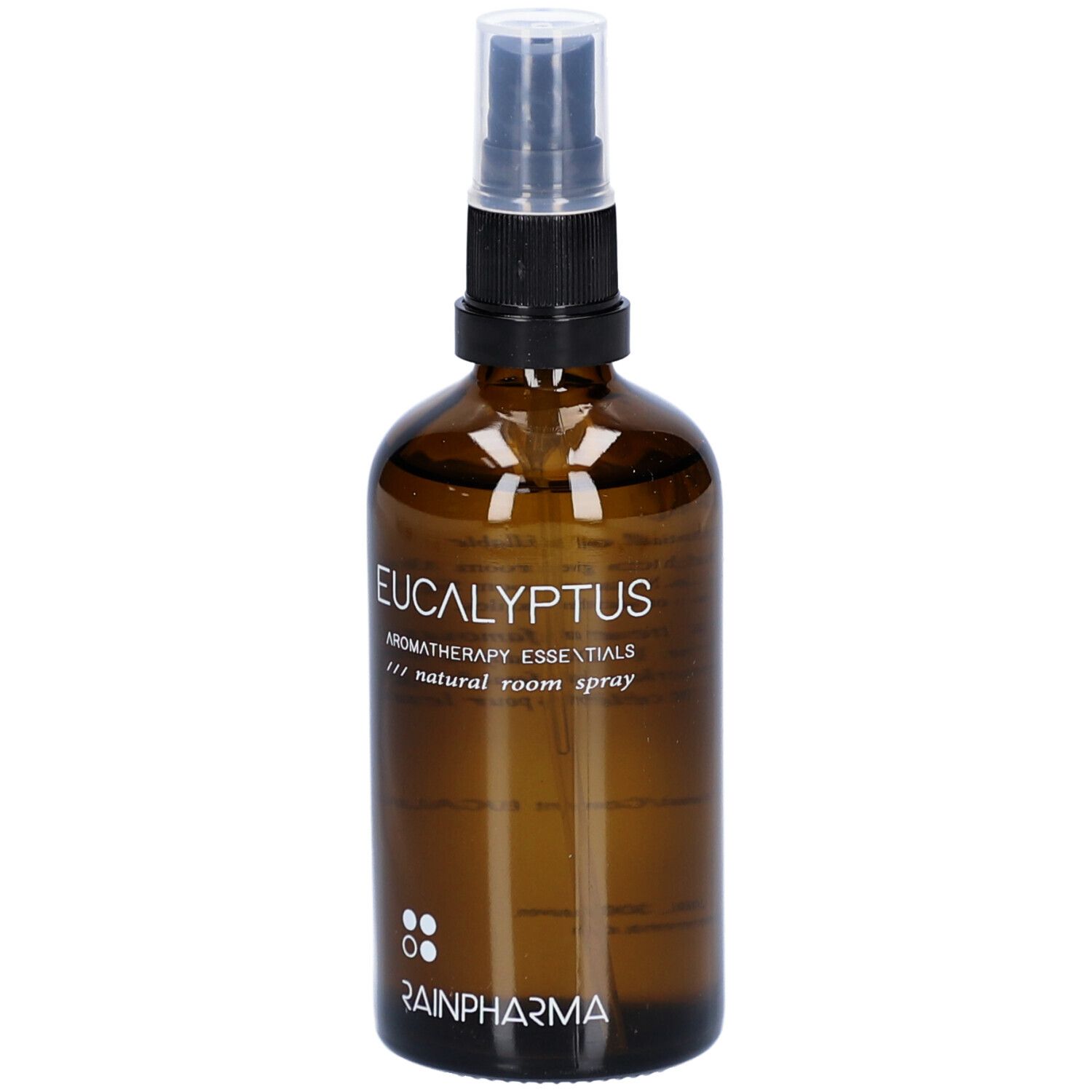 Bruine glazen fles met verstuiver. Opschrift: Eucalyptus, Aromatherapy Essentials, natural room spray. Logo Rainpharma.