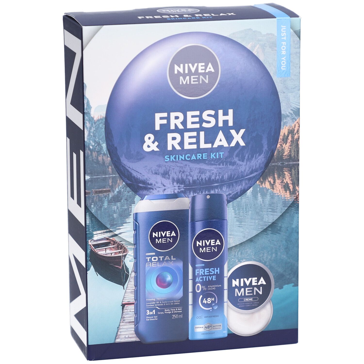 NIVEA MEN Fresh & Relax Skincare Kit. Doos met douchegel, deodorant en crème. Blauwe verpakking met productafbeeldingen.