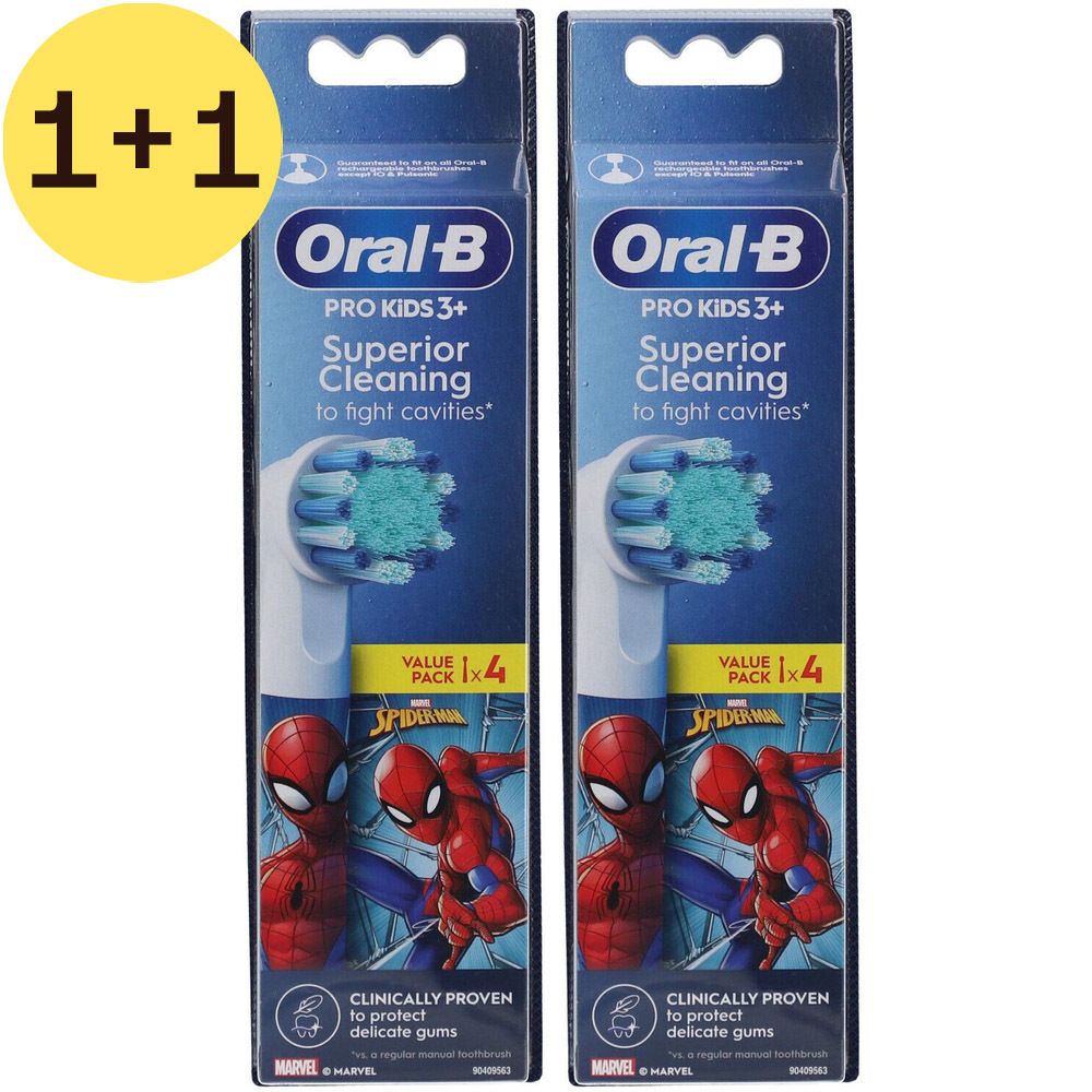 Deux têtes de brosse à dents dans un emballage. Oral-B Pro Kids 3+ avec motif Spiderman. Inscription: Superior Cleaning.