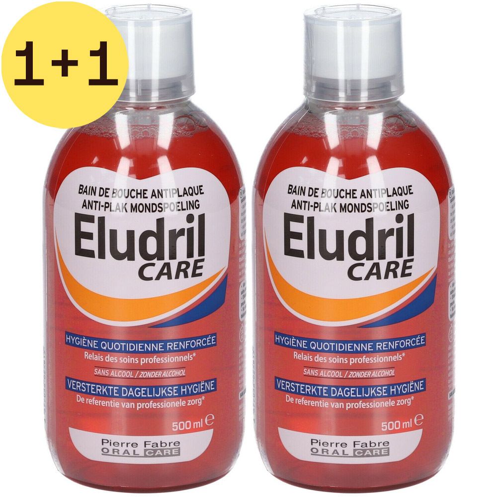 Twee flessen mondspoeling. Rode vloeistof, witte dop. Opschrift: Eludril Care, anti-plaque, dagelijkse hygiëne, 500 ml.