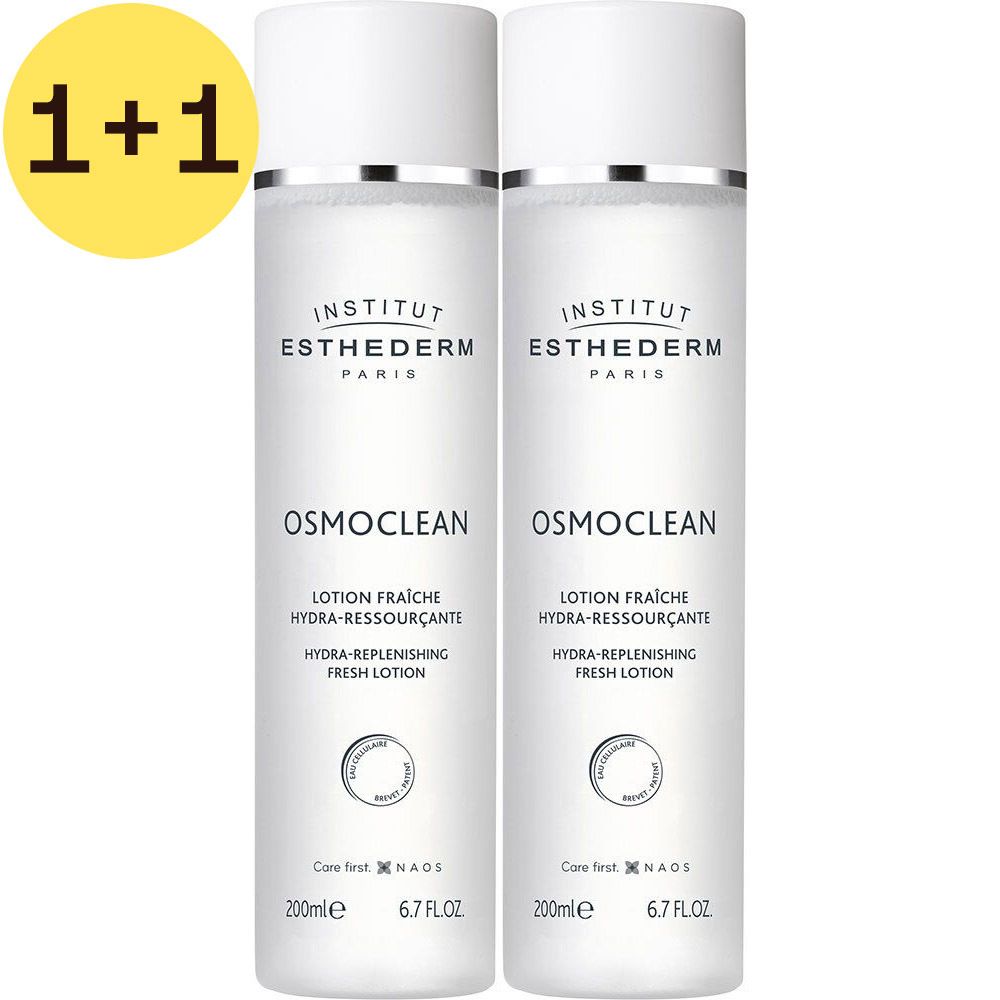Twee witte flessen met zilveren doppen. Opschrift: Institut Esthederm Osmoclean Lotion Fraîche Hydra-Ressourçante. Geel 1+1 gratis symbool.