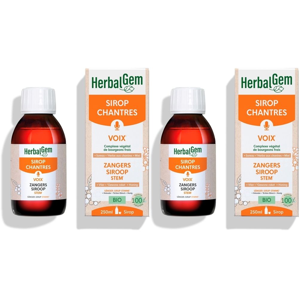 Drie flessen en verpakkingen. Opschrift: HerbalGem Sirop Chantres Voix. Bio-certificering.