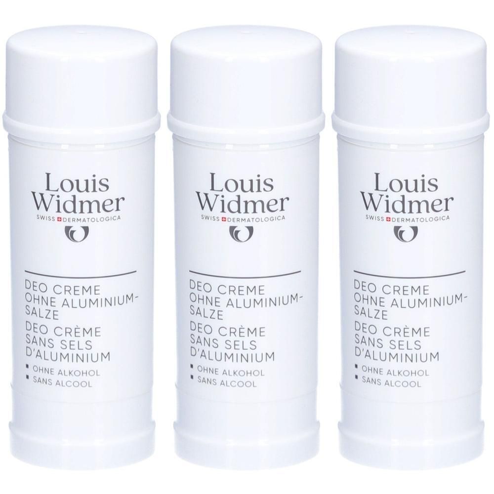Drie witte deodorant sticks. Opschrift: Louis Widmer, Deo Crème zonder aluminiumzouten, zonder alcohol.