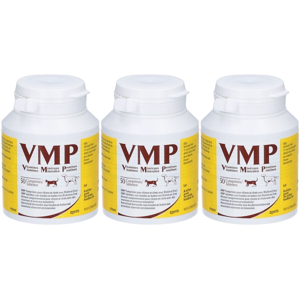 Trois flacons blancs avec étiquettes jaunes. Les étiquettes indiquent "VMP", "Vitamines Minéraux Protéines" et "50 comprimés".