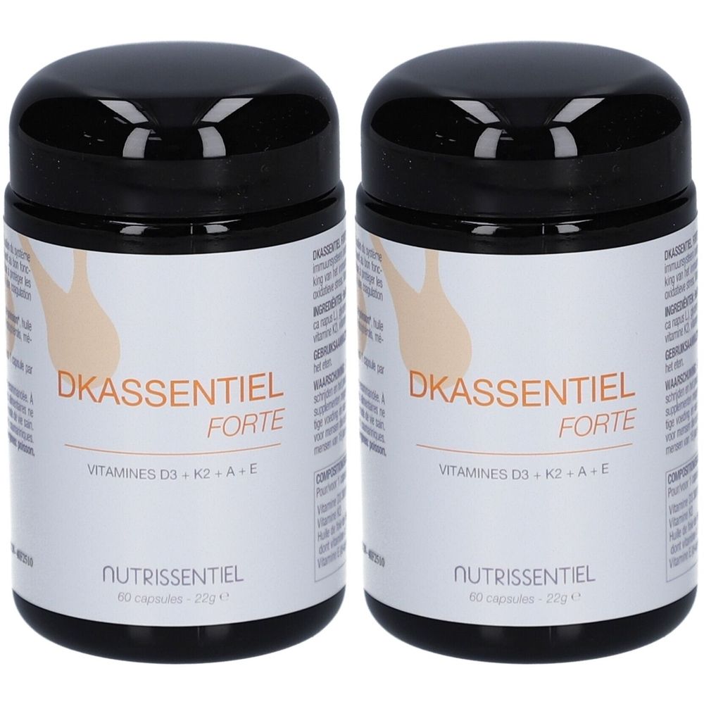 Deux pots de DKassentiel Forte. Couvercles noirs, étiquettes blanches avec nom du produit et vitamines. Marque Nutrissentiel.