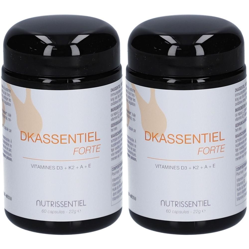 Twee Dkassentiel Forte potten met zwarte deksels. Opschrift: Vitaminen D3 + K2 + A + E. 60 capsules.