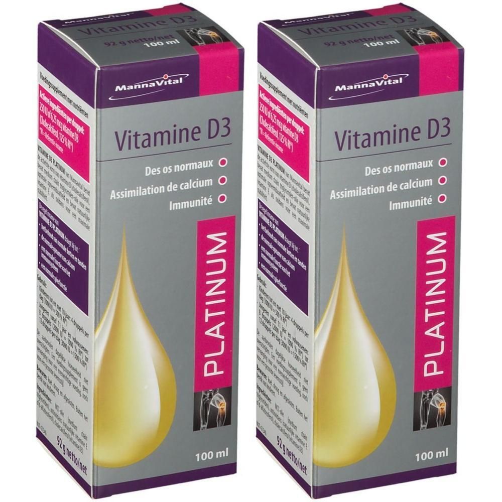 Twee dozen Mannavital Vitamine D3 Platinum. Rechthoekige dozen met productinformatie en een afbeelding van een druppel.