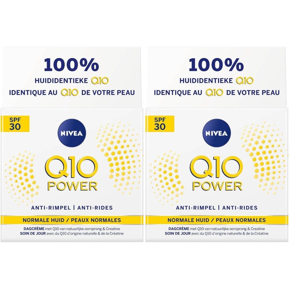 Twee vierkante verpakkingen van Nivea Q10 Power Anti-Rides Crème Jour SPF30. Wit met blauwe en gele accenten. Tekst: Q10 Power, SPF 30.