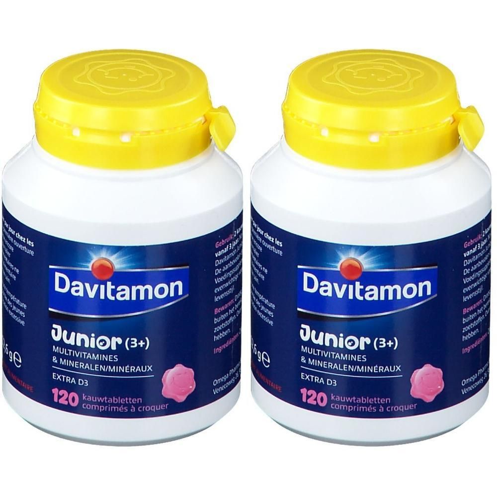 Deux flacons Davitamon Junior (3+). Flacons blancs avec bouchons jaunes. Inscription : Multivitamines & Minéraux, Extra D3.