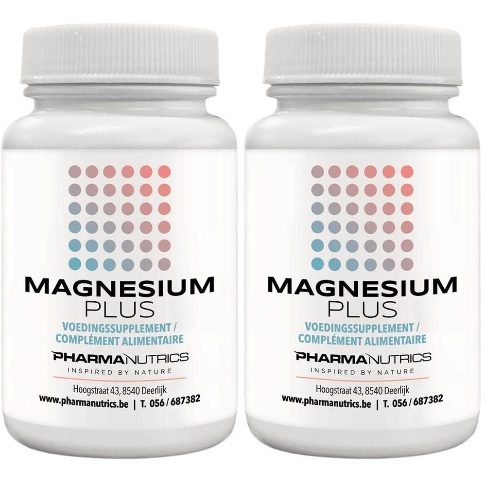 Deux flacons blancs avec l'inscription "MAGNESIUM PLUS" et le logo PharmaNutrics. Texte en néerlandais et français.