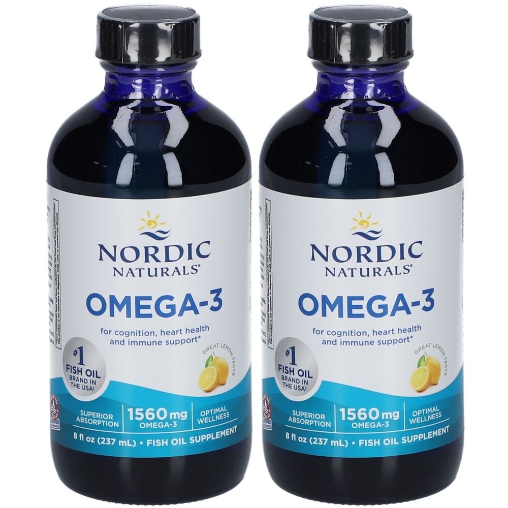 Deux bouteilles de Nordic Naturals Omega-3. Bouteilles bleues avec bouchons noirs. Inscription : Omega-3, 1560 mg, complément d'huile de poisson.