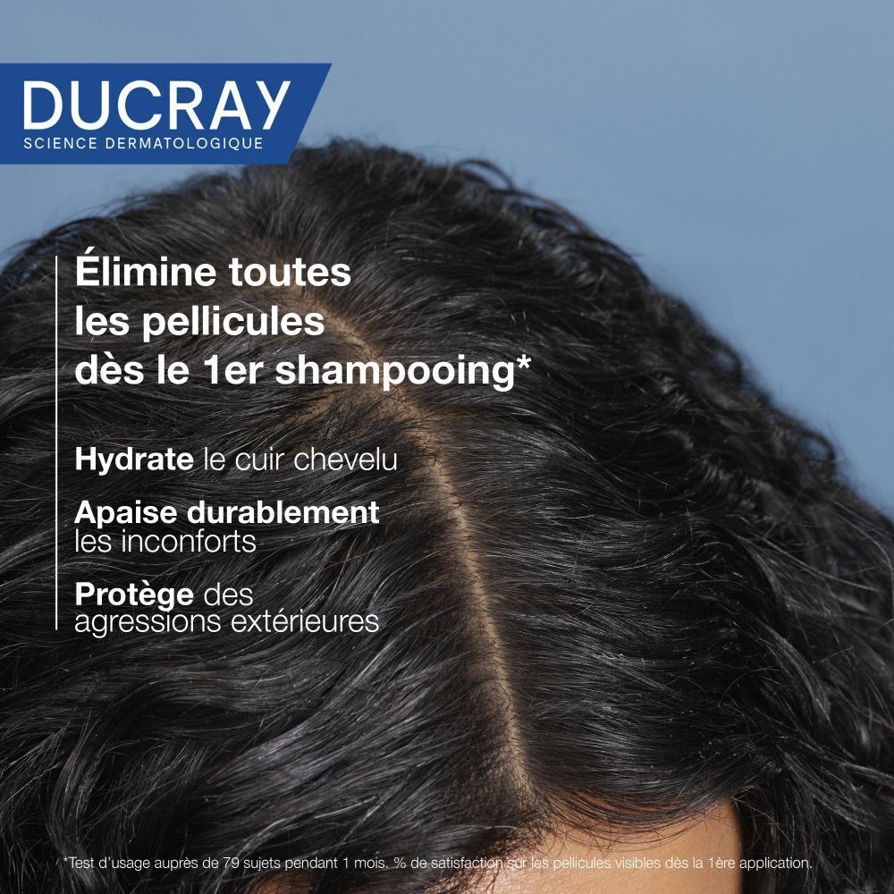 Cuir chevelu avec cheveux. Texte : "Élimine toutes les pellicules dès le 1er shampooing".