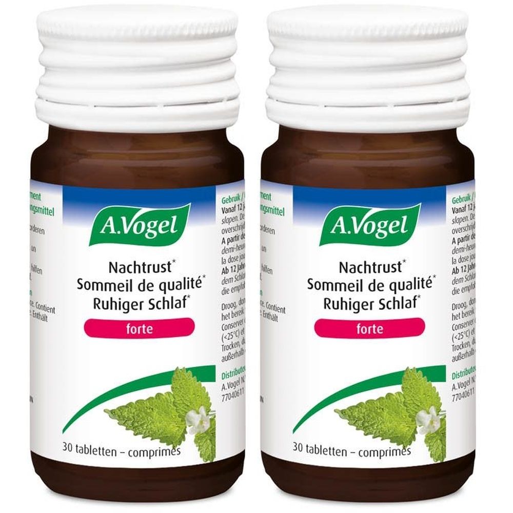 Twee bruine flessen met witte doppen. Opschrift: A.Vogel Nachtrust, Sommeil de qualité, Ruhiger Schlaf, forte. 30 tabletten.
