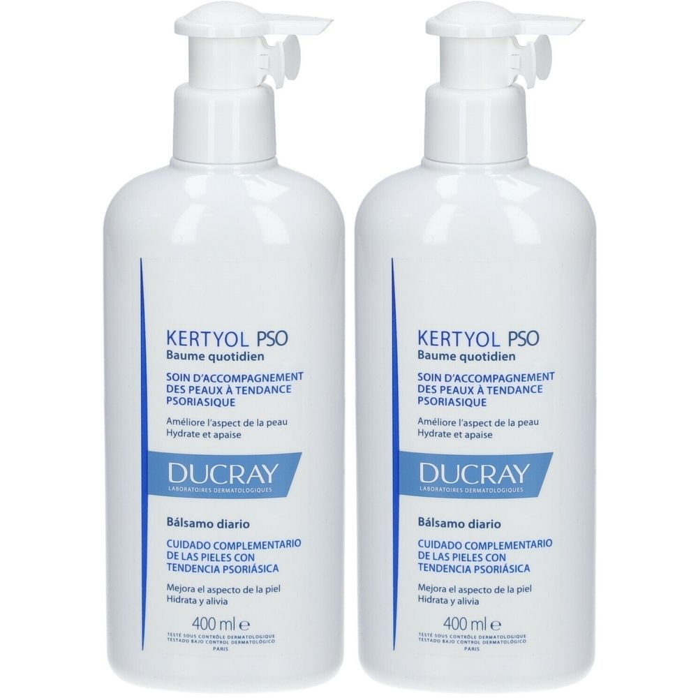 Twee witte flessen met pomp. Opschrift: Kertyol PSO, Ducray. Voor de huid met psoriasisneiging.