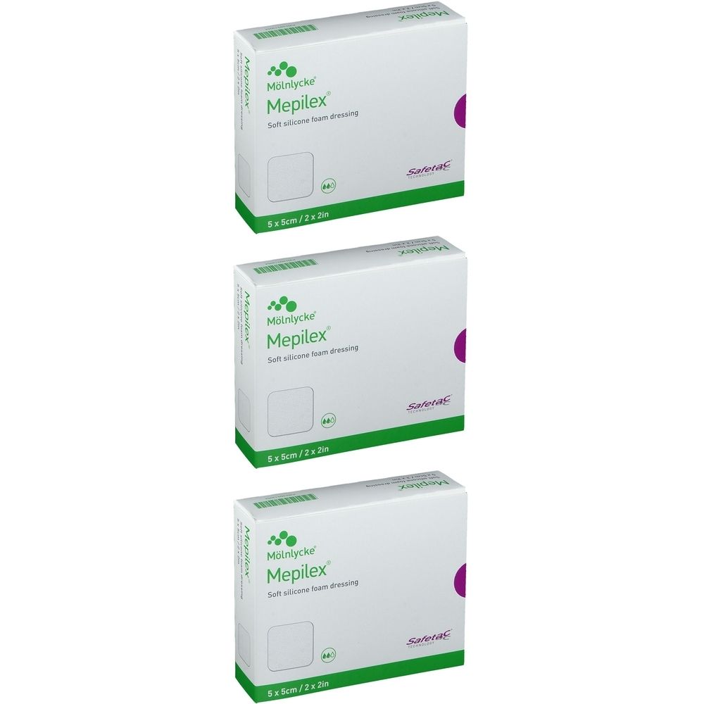 Drie dozen Mepilex verband. Op elke doos staat de naam Mepilex, de maat 5cm x 5cm en het logo van Mölnlycke.