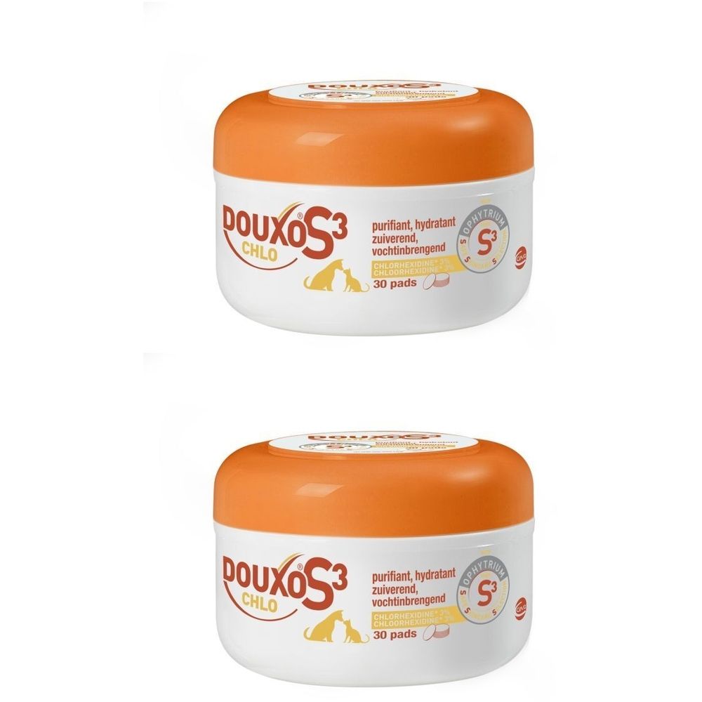 Deux pots ronds avec couvercles orange. Sur le devant, "Douxo S3 Chlo". Texte multilingue. Contient 30 pads.