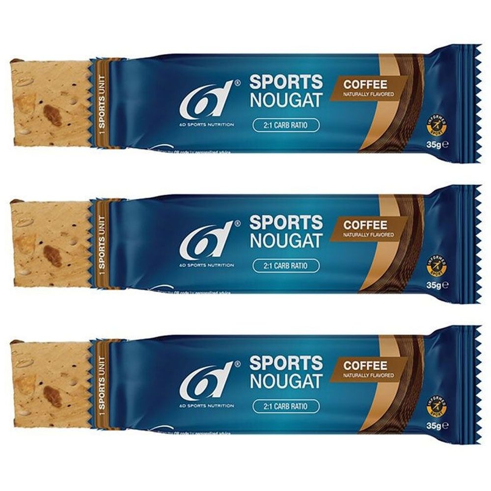 Drie 6d Sports Nougat repen, Coffee, in blauwe verpakking. Opschrift: Sports Nougat, 2:1 Carb Ratio, 35g.