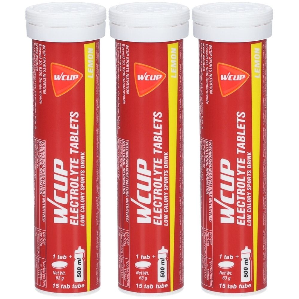 Drie rode tubes met witte doppen. Opschrift: WCUP Electrolyte Tablets, Citroen. 15 tabletten per tube.