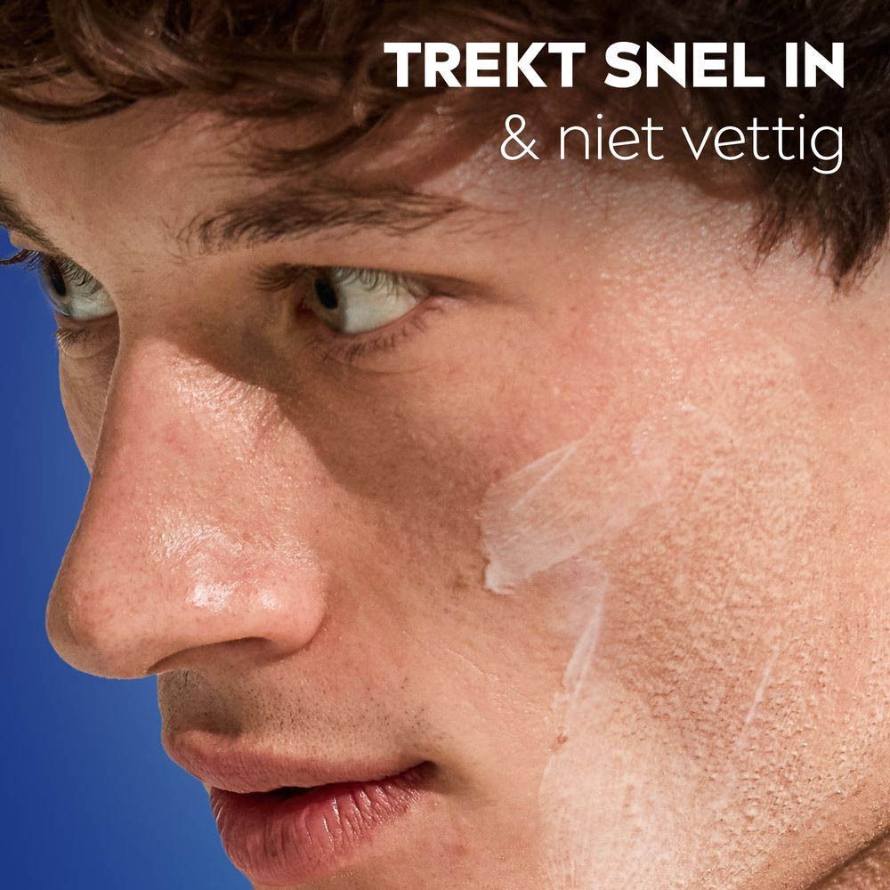Close-up van Aloë Vera en waterdruppels. Tekst: Verrijkt met Aloë Vera & Pro-Vitamine B5.