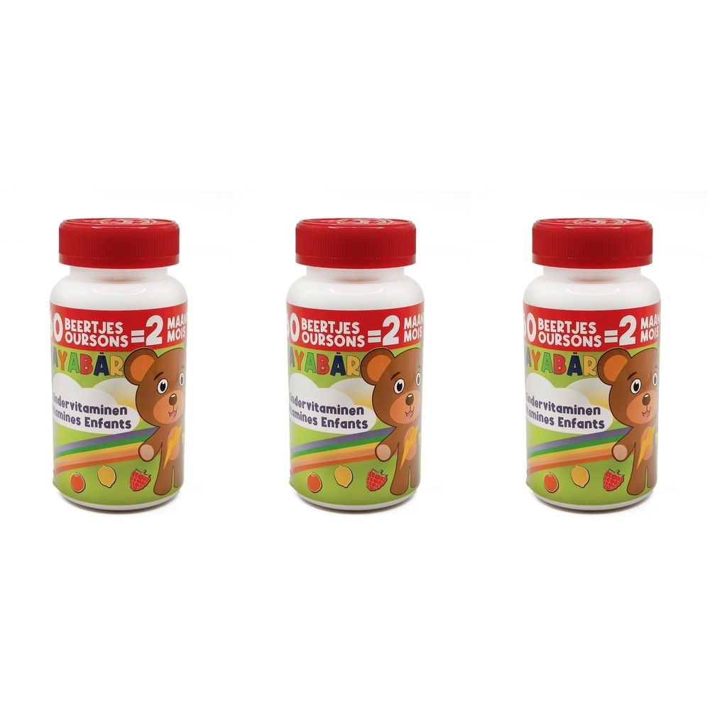 Drie flessen met rode doppen. Op elke fles staat een beer afgebeeld, met daaronder "Multivitamines Enfants".