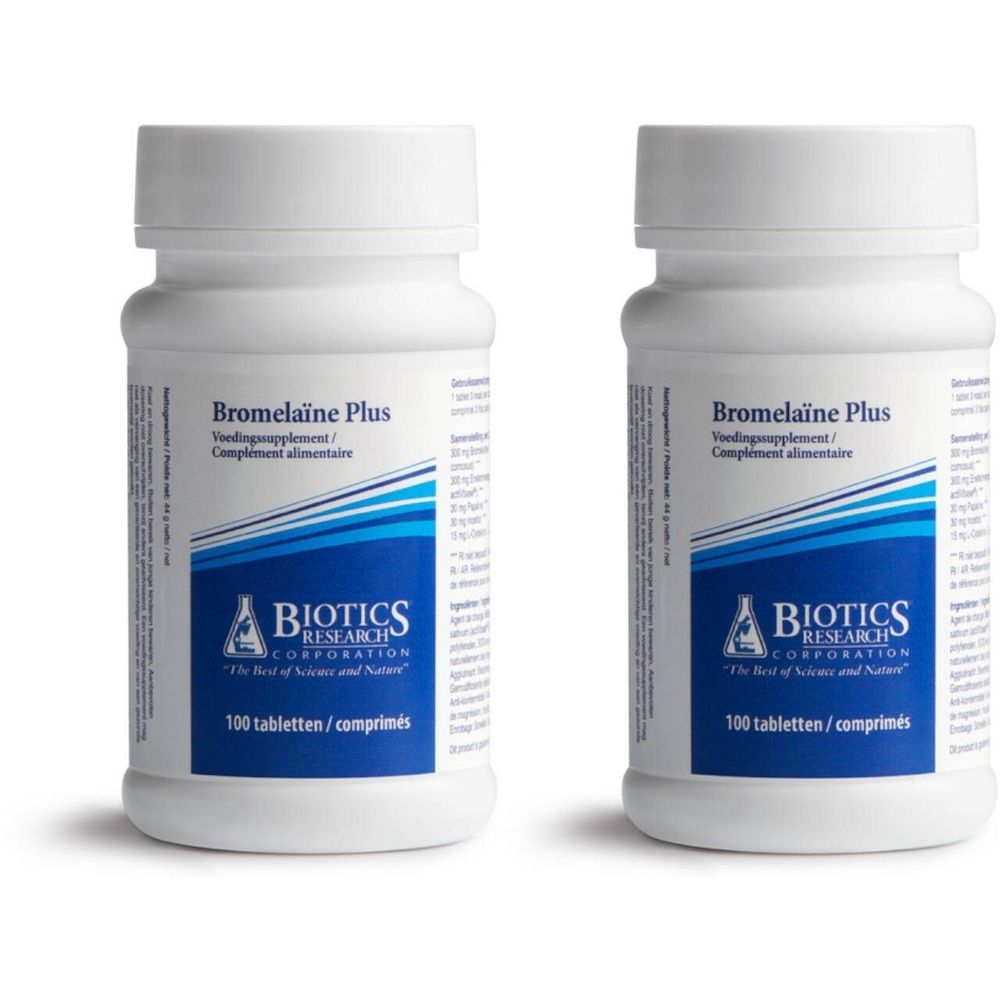Twee witte flessen met etiketten. Opschrift: Bromelaïne Plus, Biotics Research Corporation. 100 tabletten.