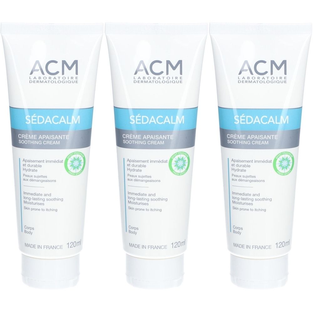 Trois tubes de Sédacalm Crème Apaisante. Tubes blancs avec bandes bleues et grises. Texte: ACM, Sédacalm, Crème Apaisante, 120ml.