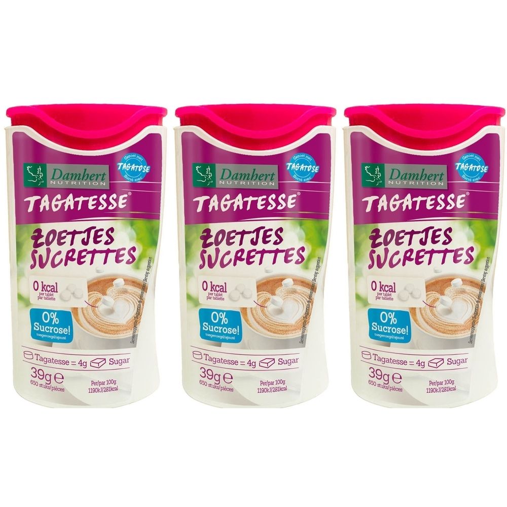 Trois distributeurs blancs avec couvercles roses. Inscription: Tagatesse Zoetjes Sucrettes, 0 kcal, 0% Sucrose. Marque: Damhert Nutrition.